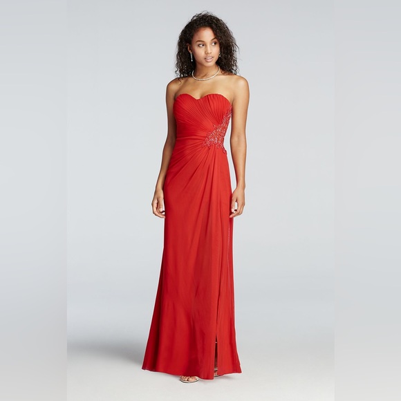 RED PROM DRESS - Picture 1 of 5